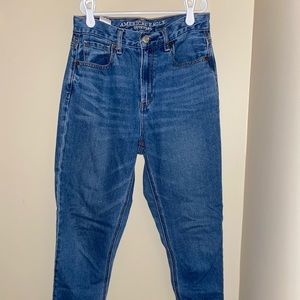 American eagle mom jeans